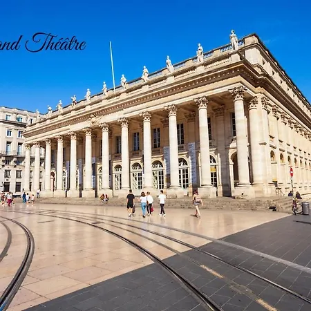 La Des Martyrs - Centre - Elegant Apartamento *